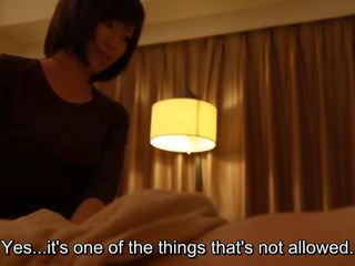Subtitled japansk hotellet massasje handjob leads til x karakter film i hd